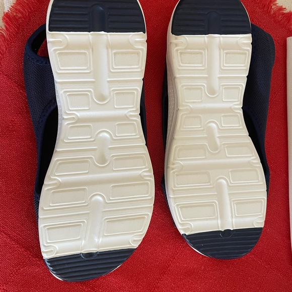 Nanccy Women’s Comfortable Blue Sandals - Picture 6 of 12